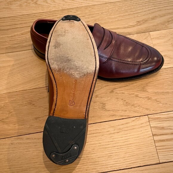 Allen Edmonds  - Lake Forest Loafer - Oxblood Size 10 Great Condition main image 4